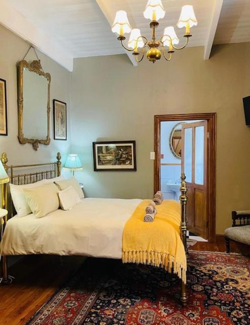 Lord Carnarvon Small Hotel エクステリア 写真